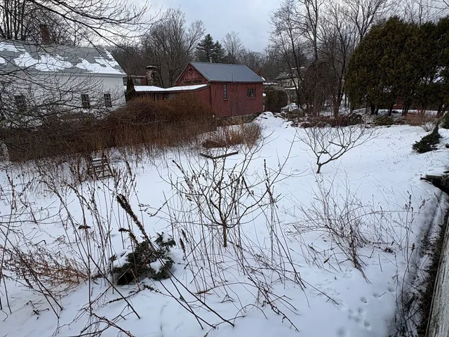 $285,000 | 6 Williams Street, Williamsburg, MA 01096