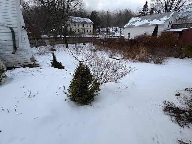 $285,000 | 6 Williams Street, Williamsburg, MA 01096