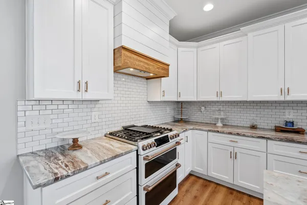 $750,000 | 110 Royal Oaks Drive, Anderson, SC 29625