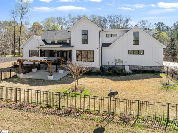 $750,000 | 110 Royal Oaks Drive, Anderson, SC 29625