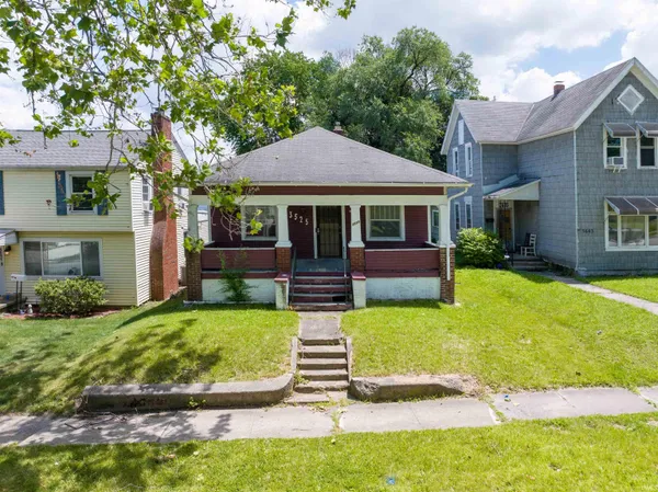 $94,900 | 3525 South Harrison Street, Fort Wayne, IN 46807