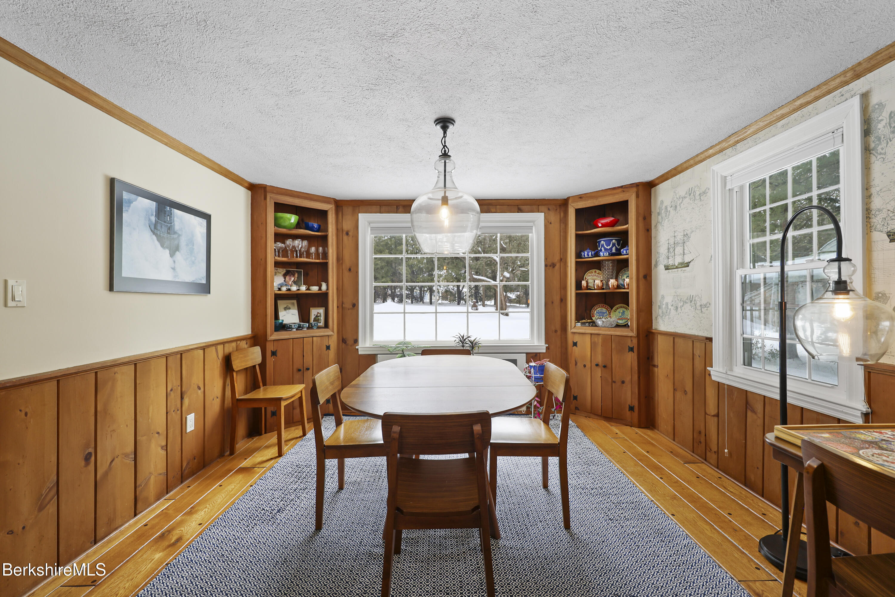 221 Holmes Road Pittsfield, MA 01201 - Photo 8 of 36 75 Dining Room