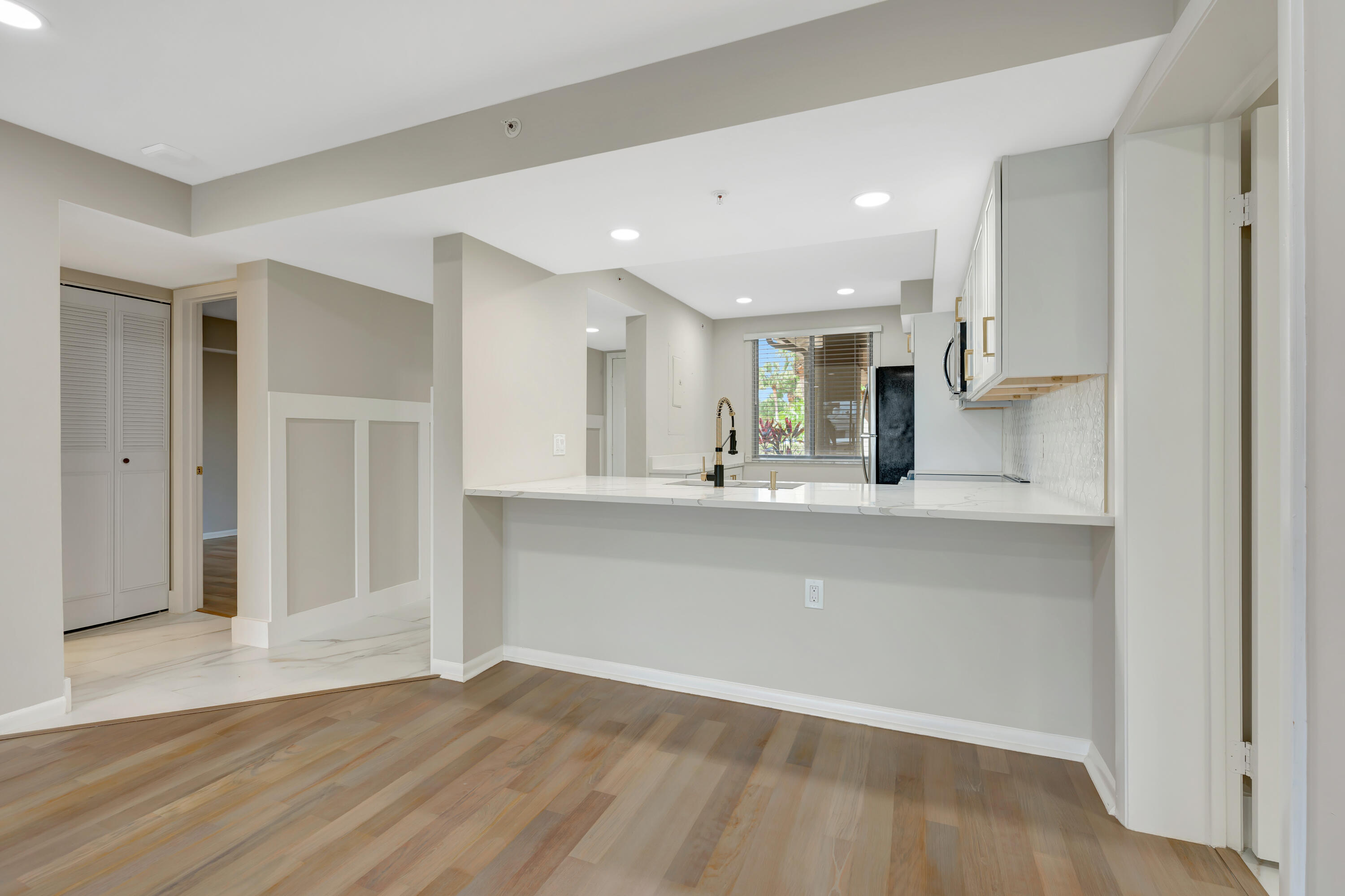 2501 Marina Isle Way, Unit 104 Jupiter, FL 33477 - Photo 13 of 56 _MLP1143