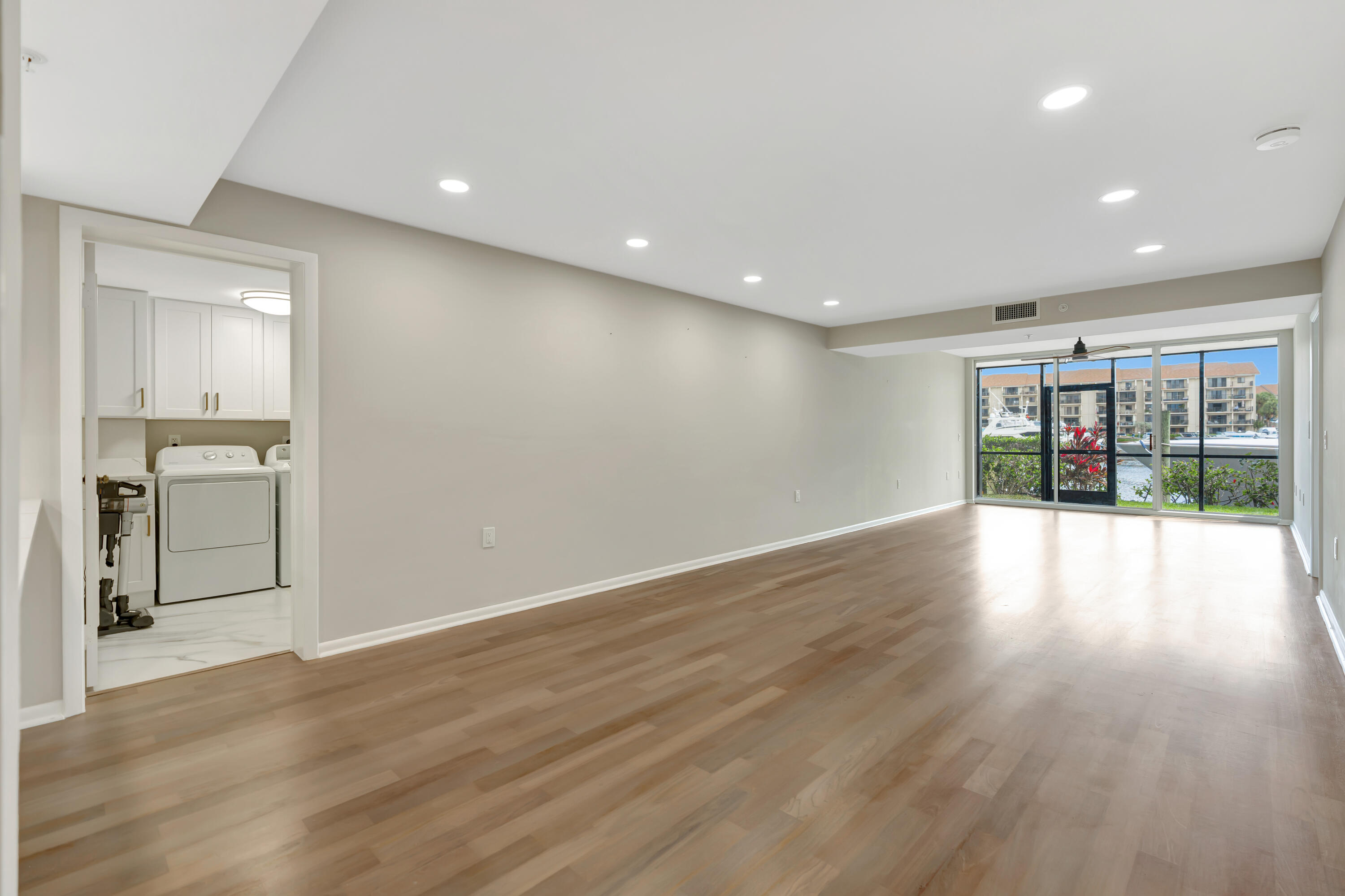 2501 Marina Isle Way, Unit 104 Jupiter, FL 33477 - Photo 14 of 56 _MLP1128