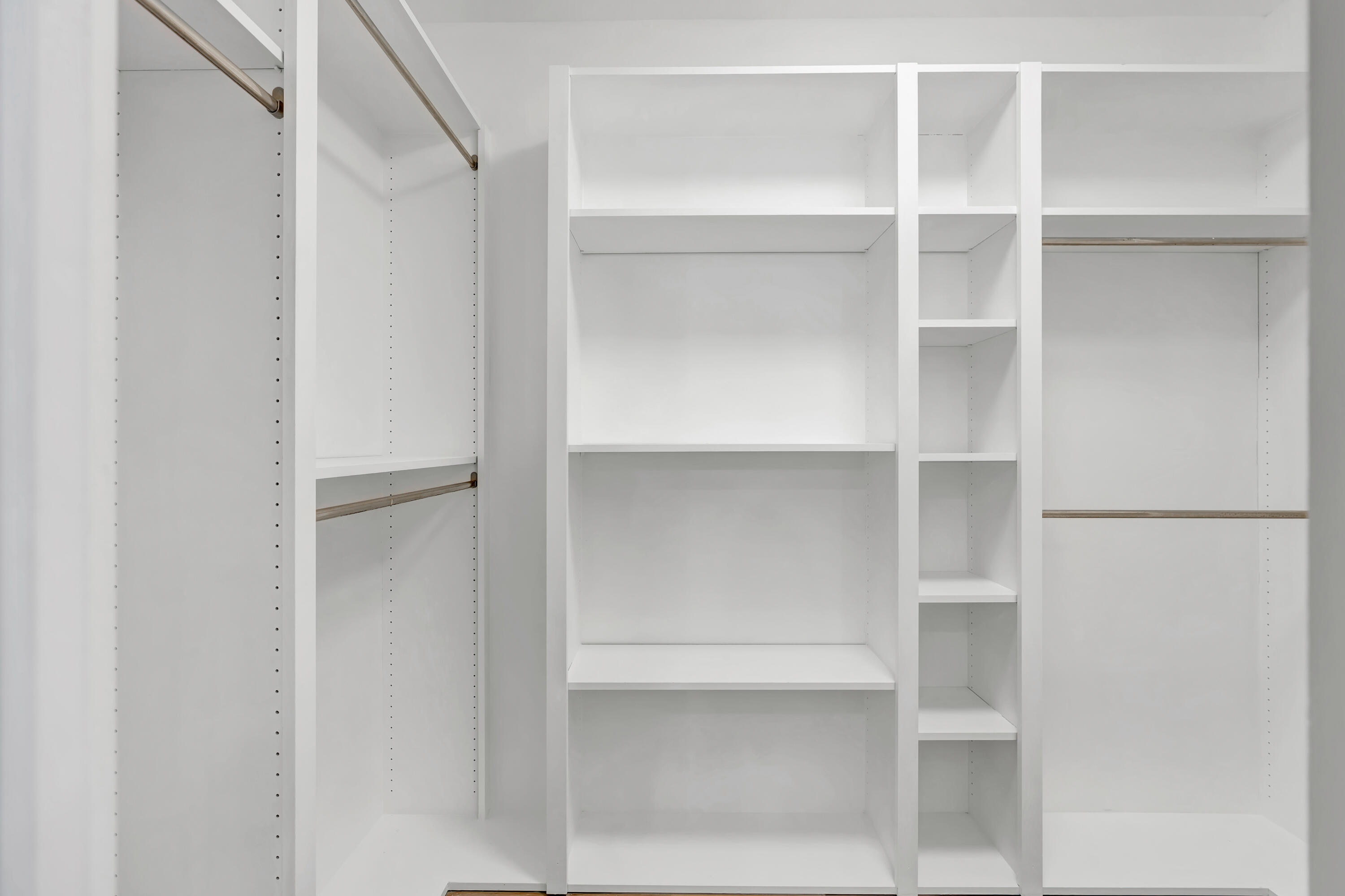 2501 Marina Isle Way, Unit 104 Jupiter, FL 33477 - Photo 31 of 56 MASTER CLOSET