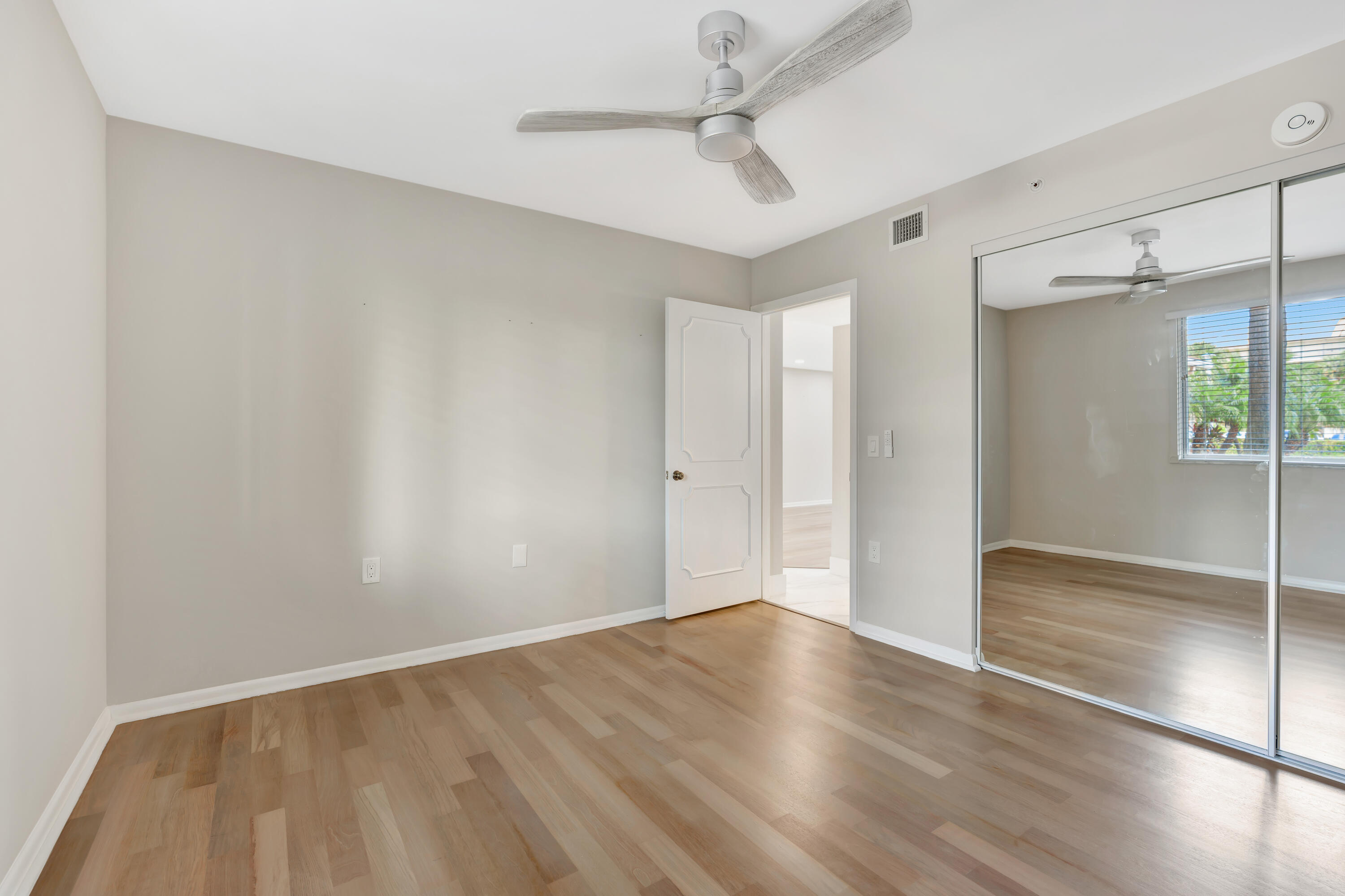 2501 Marina Isle Way, Unit 104 Jupiter, FL 33477 - Photo 35 of 56 _MLP1268