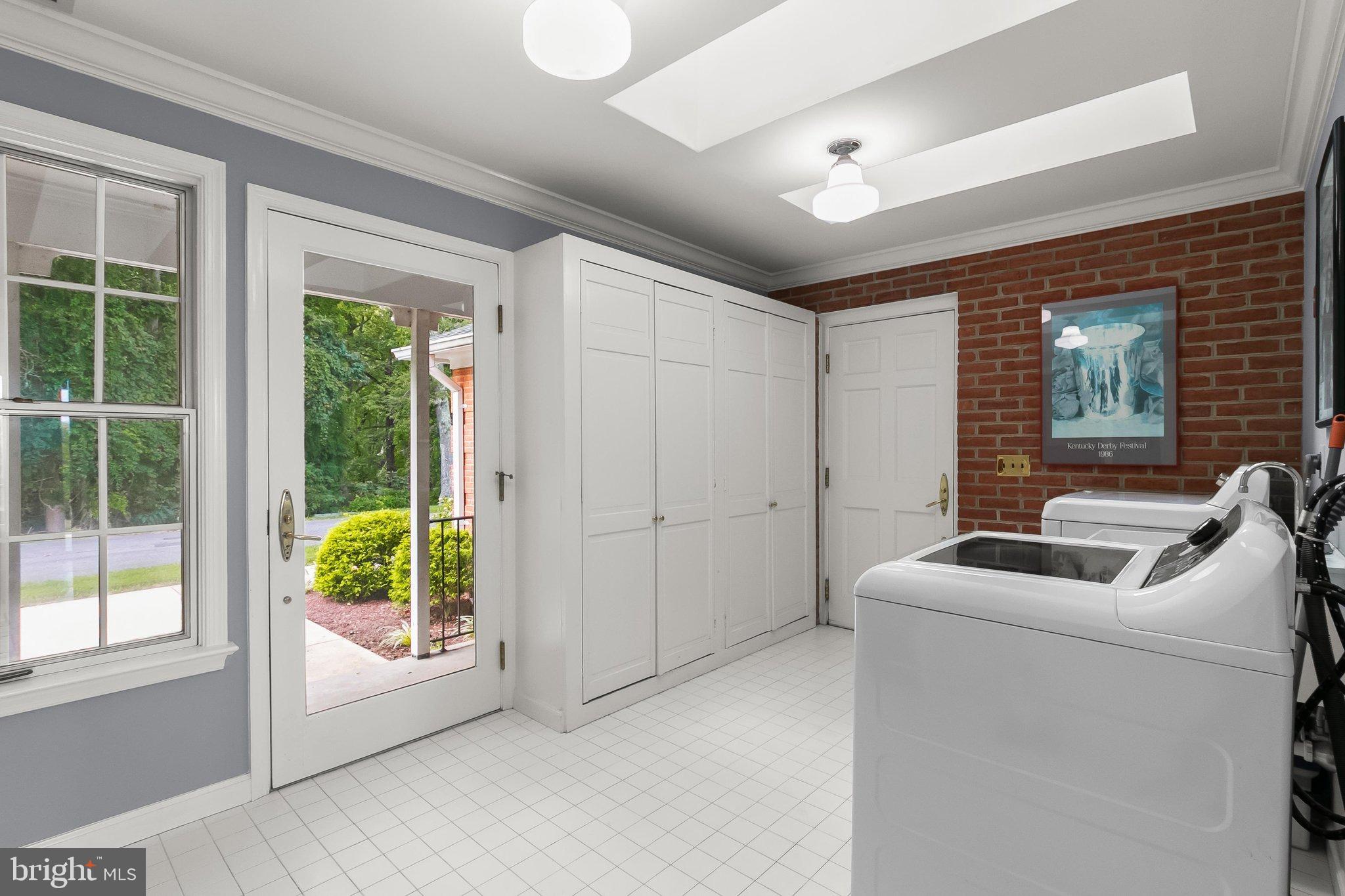 6300 Town Point Road Tracys Landing, MD 20779 - Photo 46 of 148 Laundry
