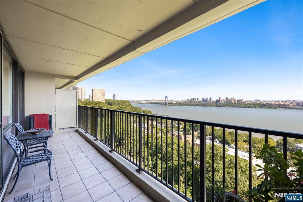 3 Horizon Road, Unit 1023 Fort Lee, NJ 07024 - Photo 27 of 28 Gallery Image 27