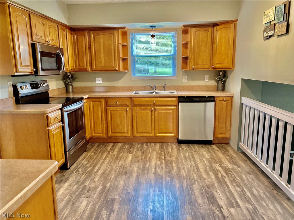 4646 Poe Road Medina, OH 44256 - Photo 8 of 26 Gallery Image 8