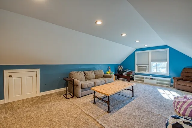 $749,900 | 6 Andrea Way, West Bridgewater, MA 02379