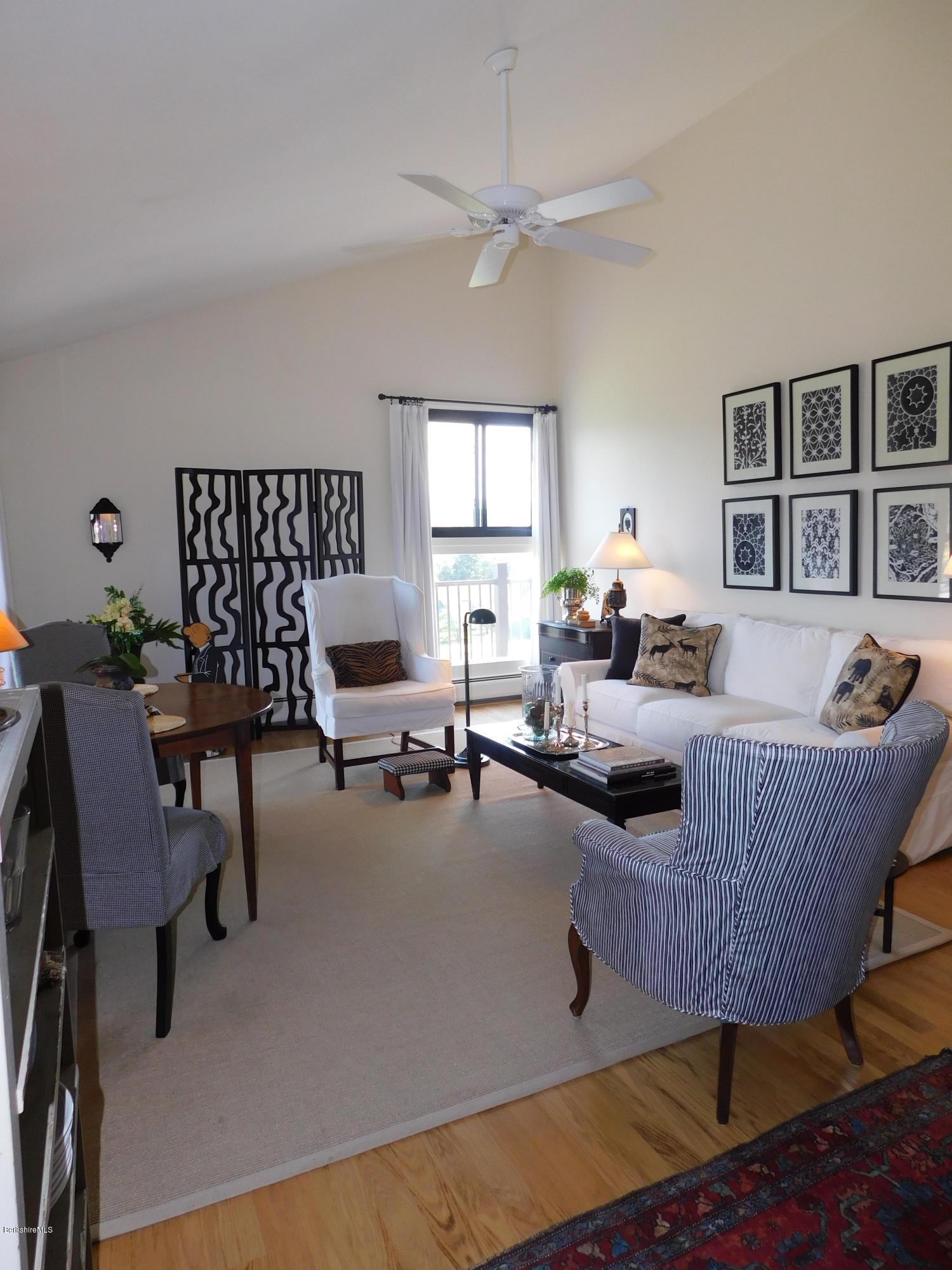 189 Stratton Road, Unit J3 Williamstown, MA 01267 - Photo 2 of 29 Living room