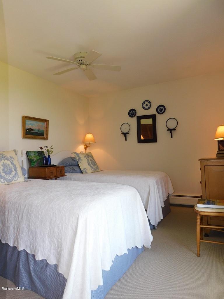189 Stratton Road, Unit J3 Williamstown, MA 01267 - Photo 13 of 29 Bedroom 2