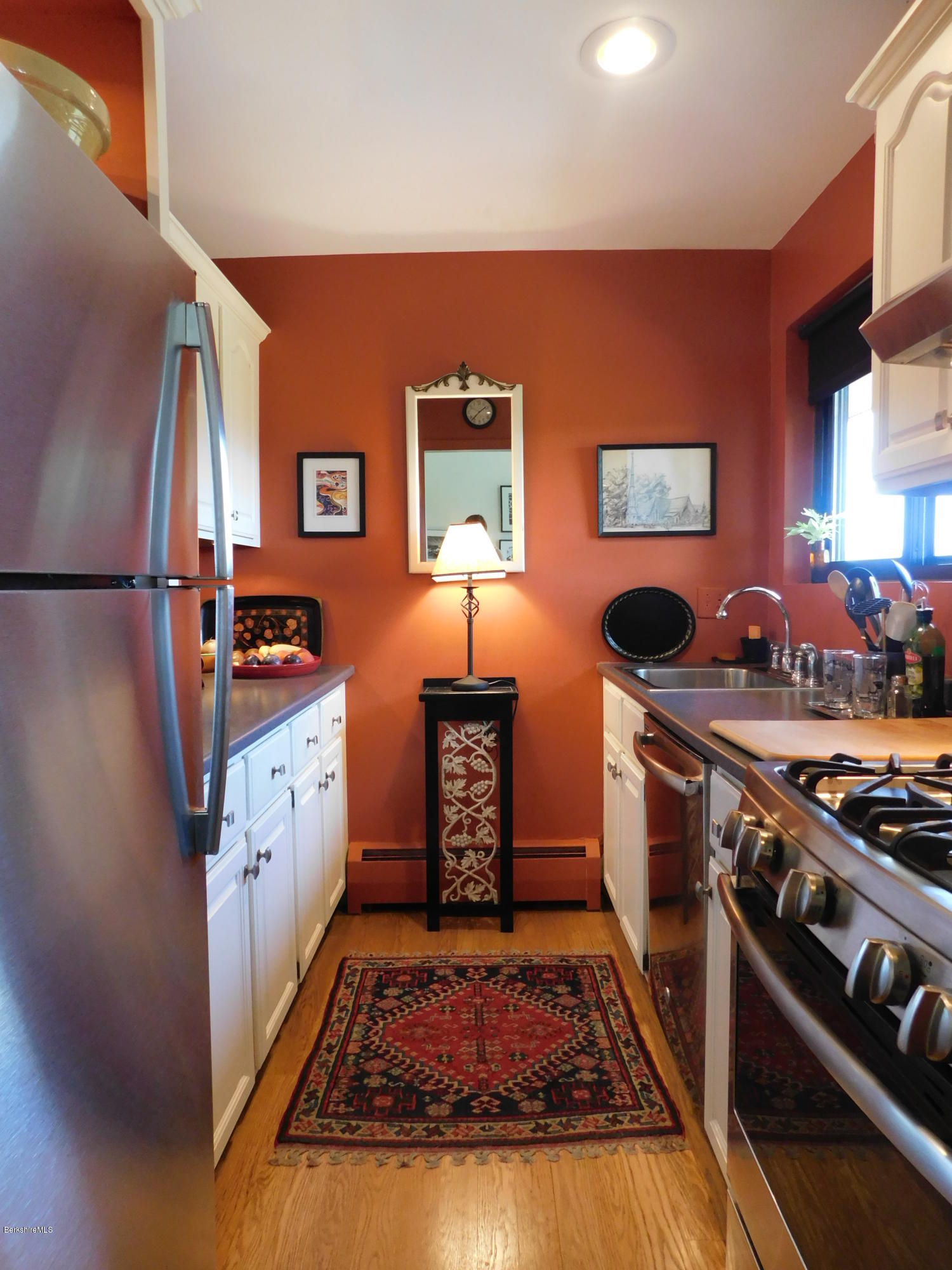 189 Stratton Road, Unit J3 Williamstown, MA 01267 - Photo 8 of 29 Kitchen
