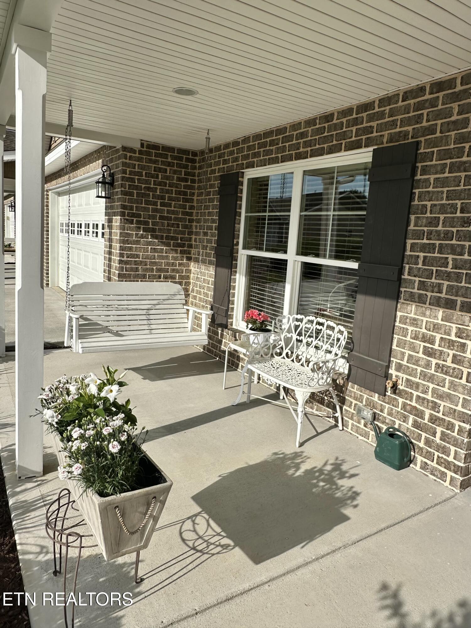 146 Mayapple Way Sevierville, TN 37862 - Photo 3 of 28 IMG_2618