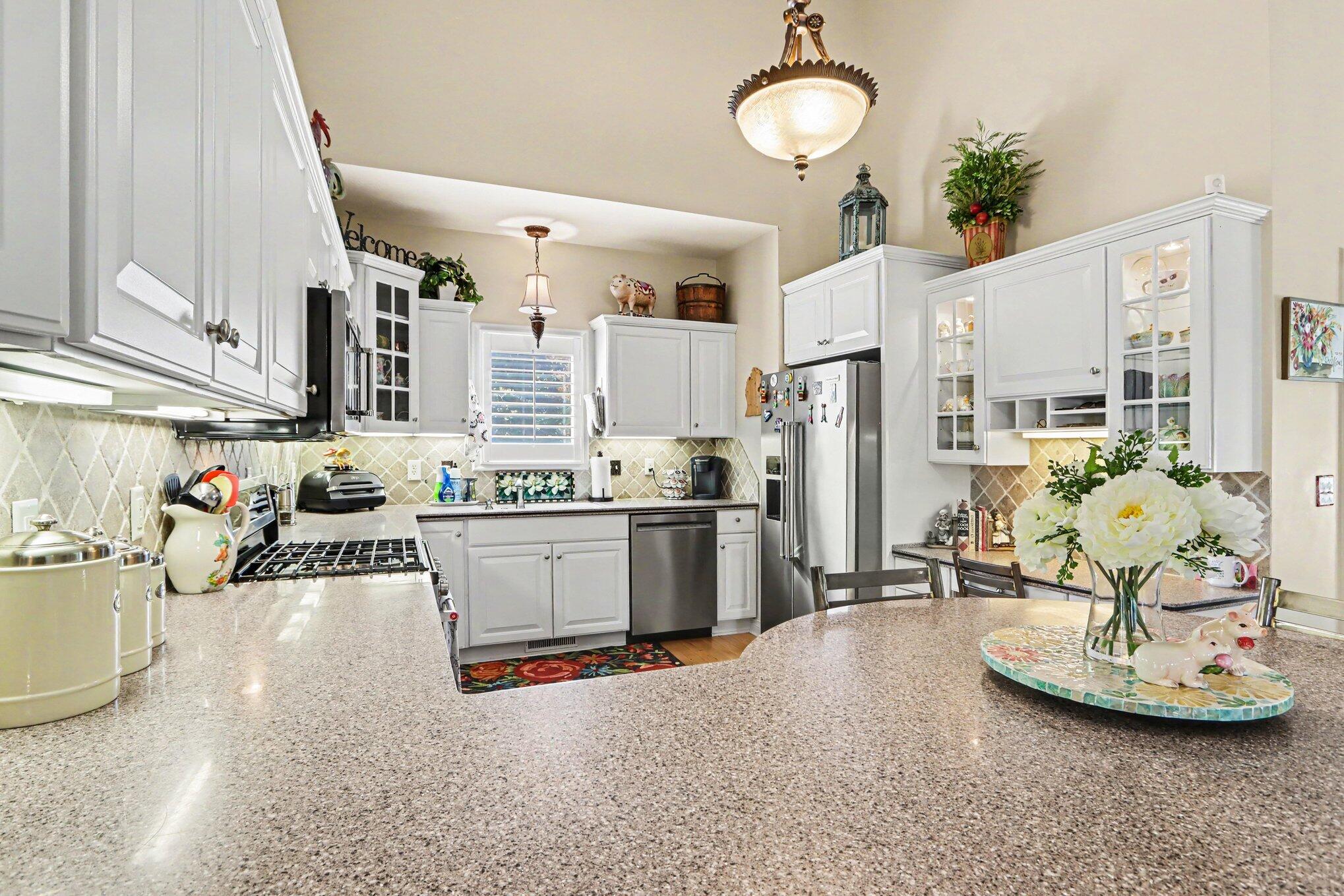 7928 Spring Haven Kalamazoo, MI 49009 - Photo 16 of 36 CUSTOM, HIGH END CABINETRY