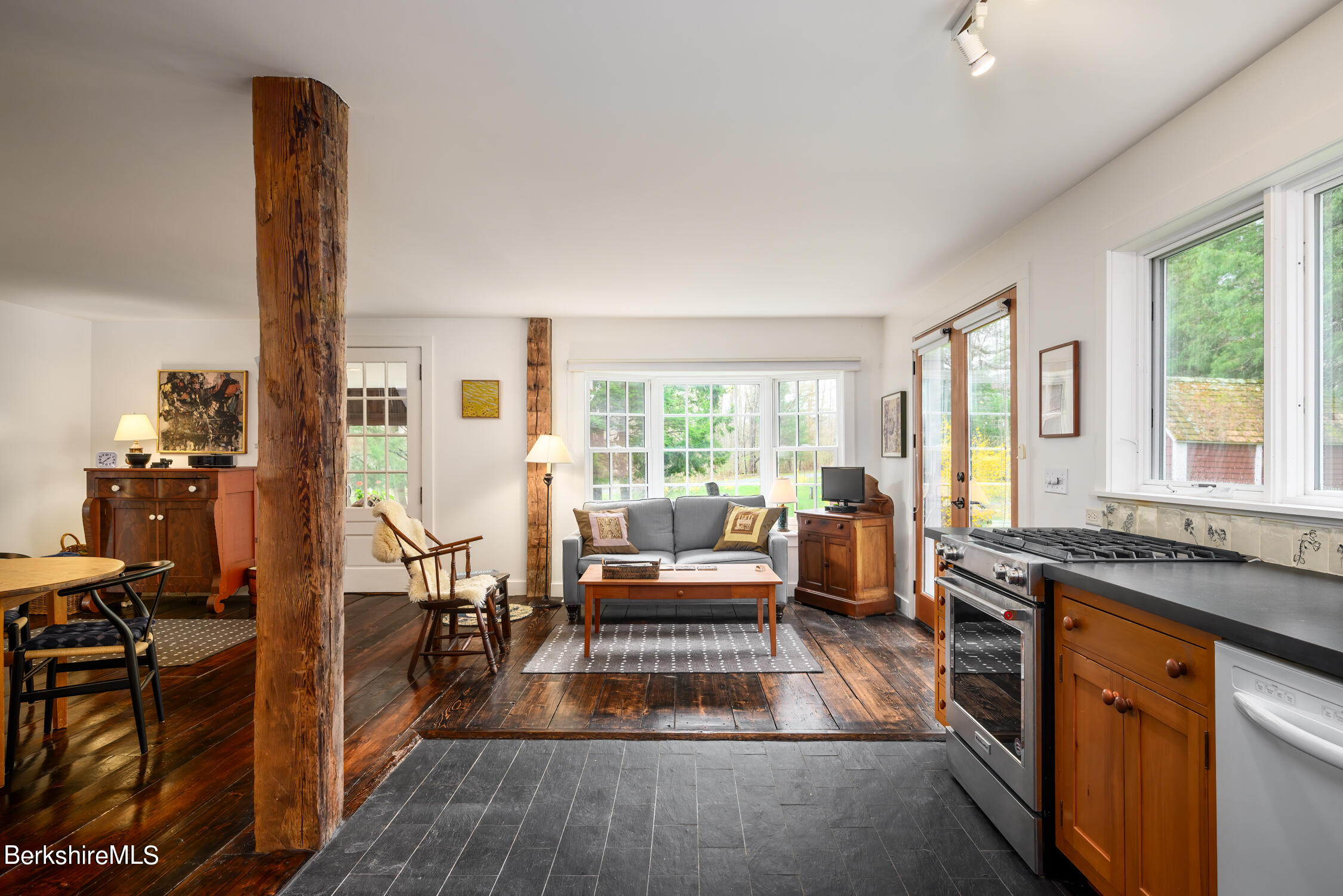 1571 Oblong Road Williamstown, MA 01267 - Photo 21 of 57 Kitchen with Seating area