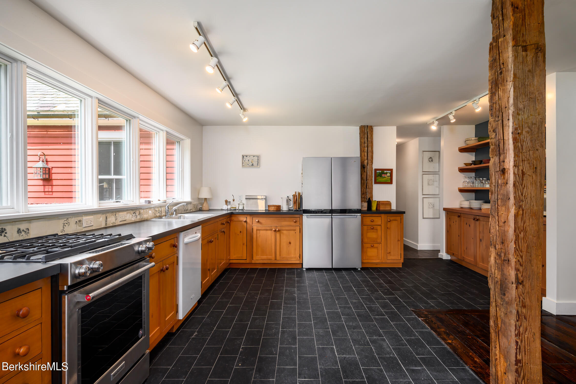 1571 Oblong Road Williamstown, MA 01267 - Photo 24 of 57 Kitchen