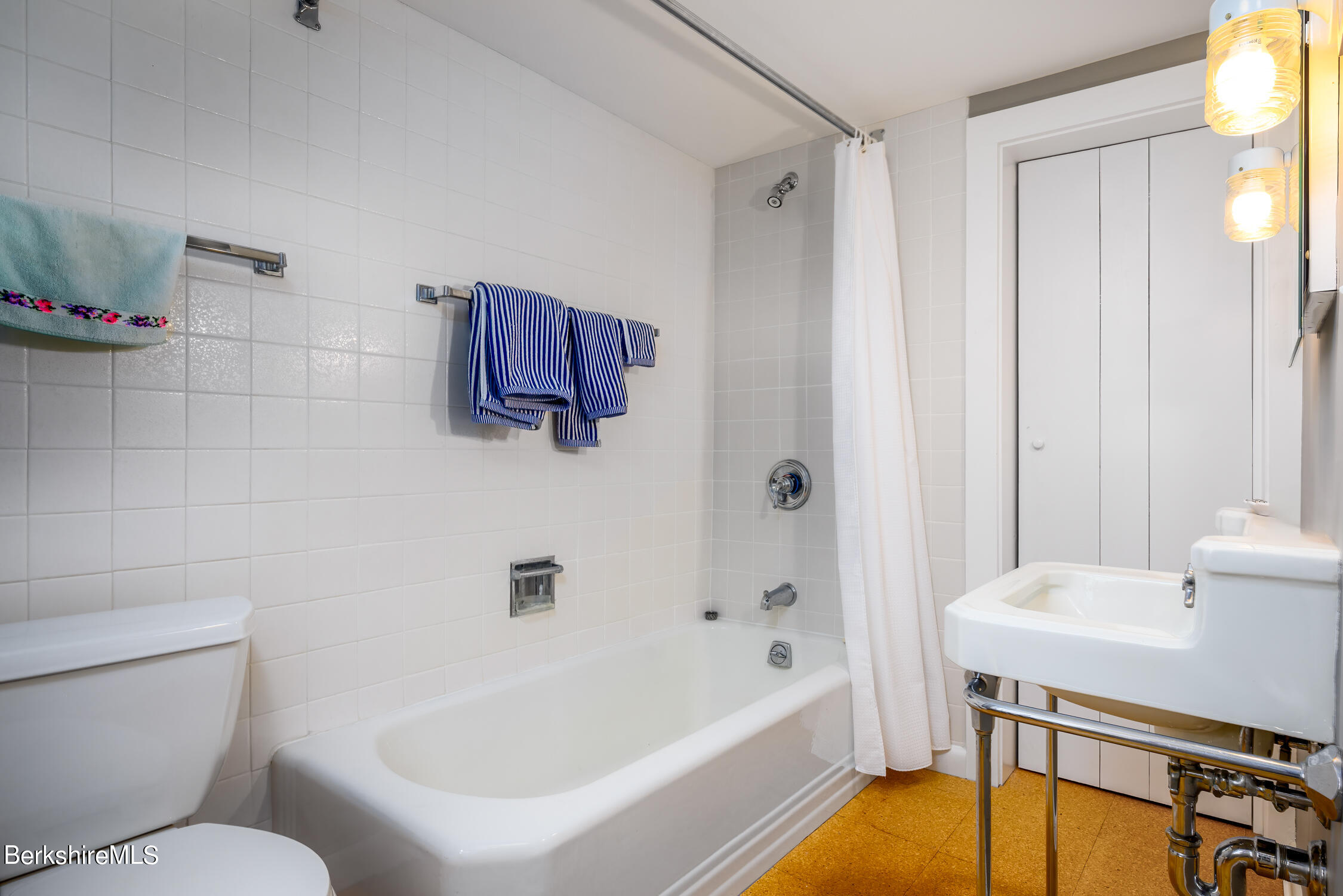 1571 Oblong Road Williamstown, MA 01267 - Photo 45 of 57 Ensuite Bath