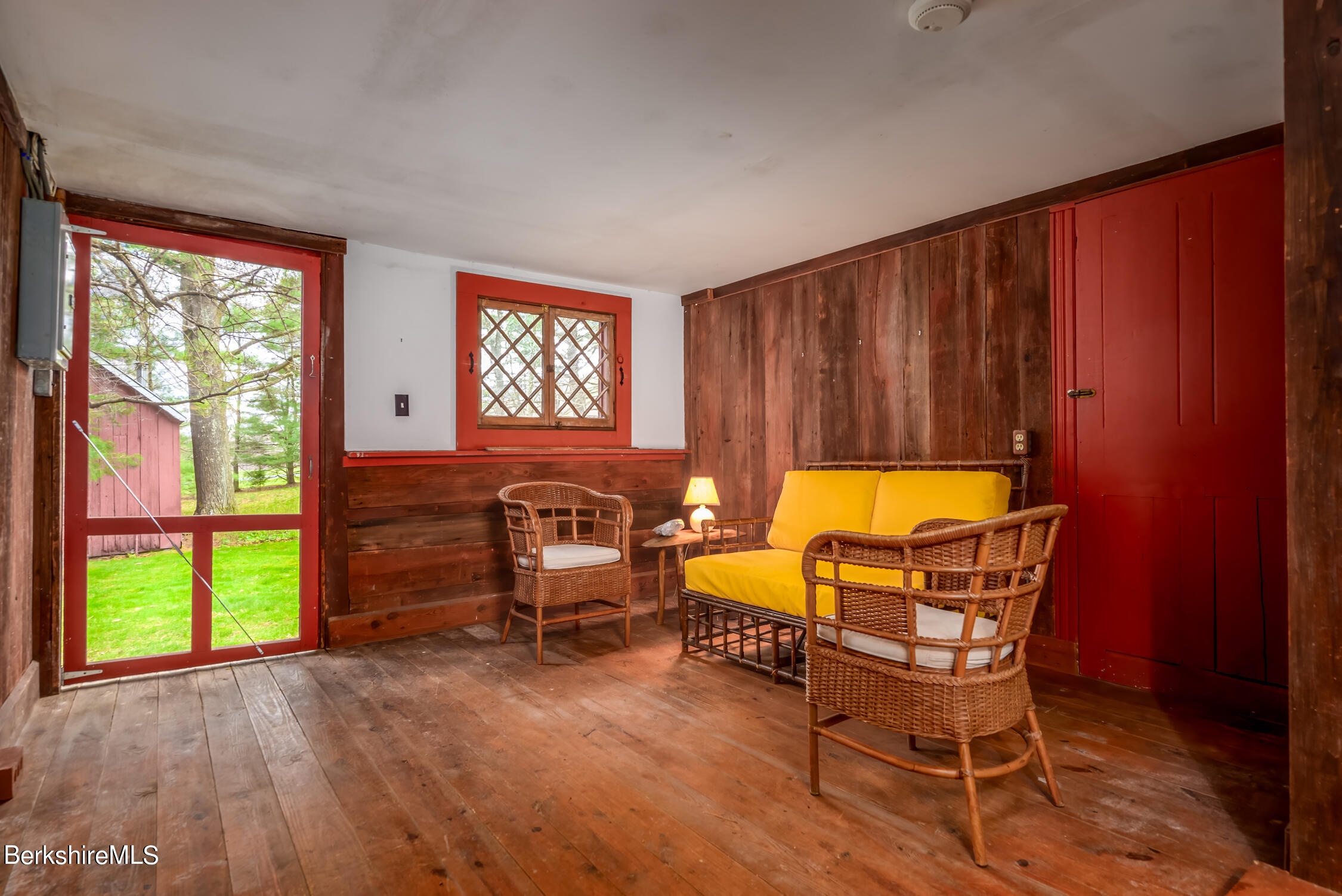 1571 Oblong Road Williamstown, MA 01267 - Photo 49 of 57 Barn Apartment Living Room
