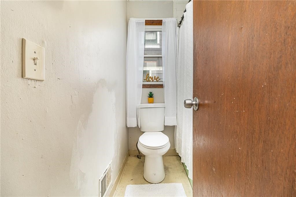 430 Ridgeway Avenue Rochester, NY 14615 - Photo 17 of 28