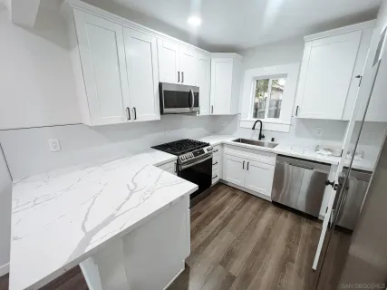 $1,799,999 | 3572-74 Nile Street, San Diego, CA 92104
