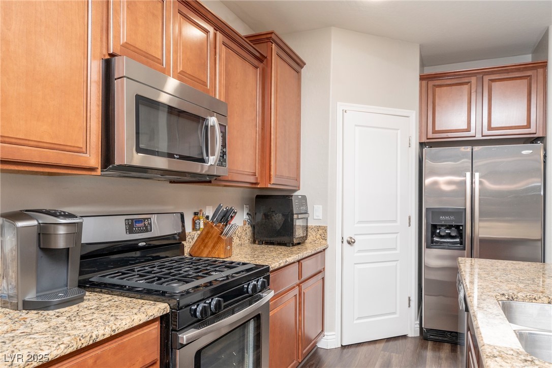 7061 Florido Road Las Vegas, NV 89178 - Photo 8 of 49 Gallery Image 8