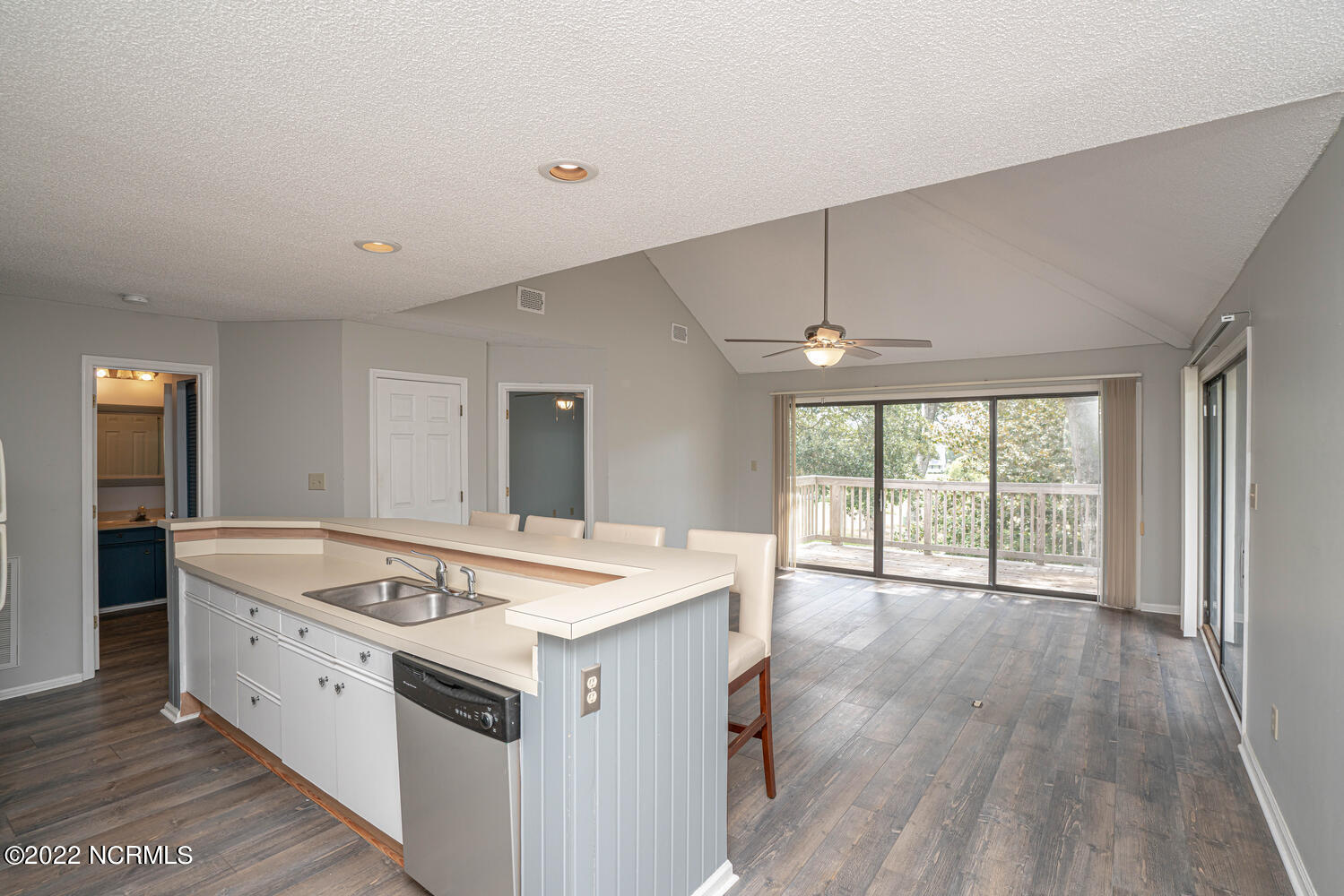 806 Colony Place, Unit F Sunset Beach, NC 28468 - Photo 23 of 54 806 Colony Pl Sunset Beach NC-large-018-