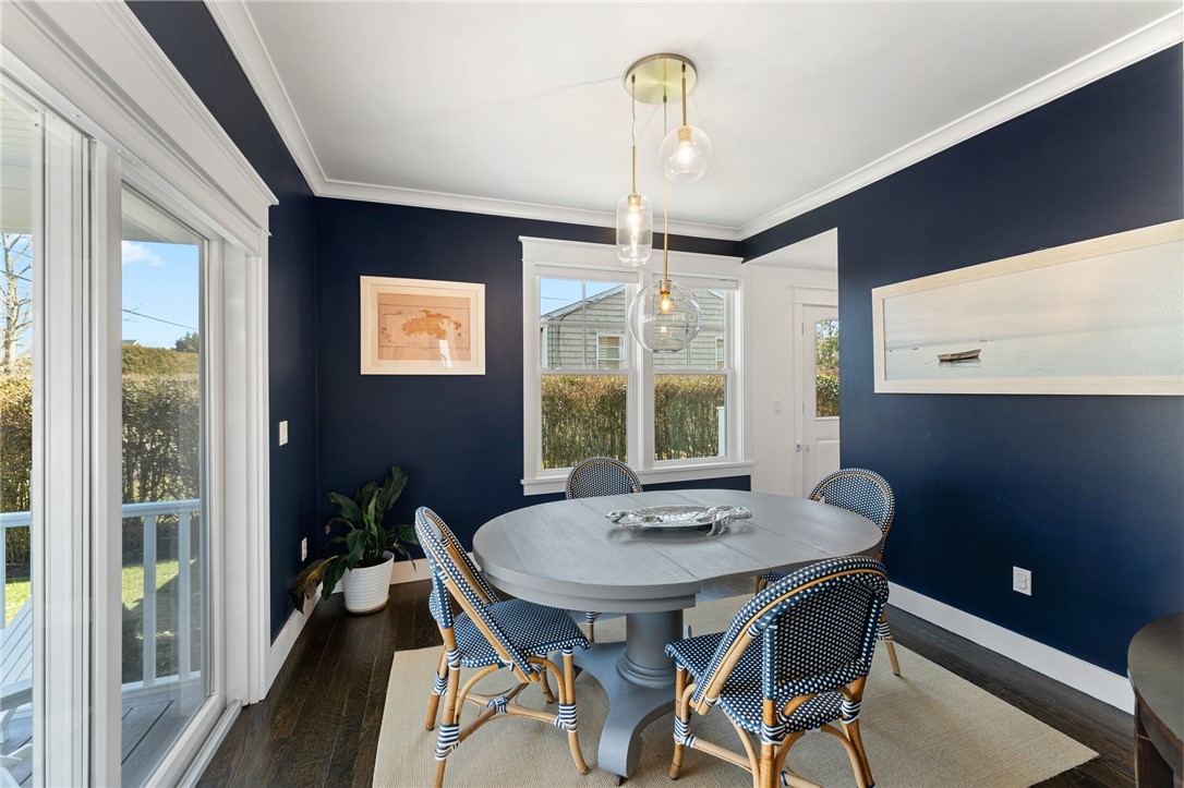 72 Rodman Street Narragansett, RI 02882 - Photo 14 of 49