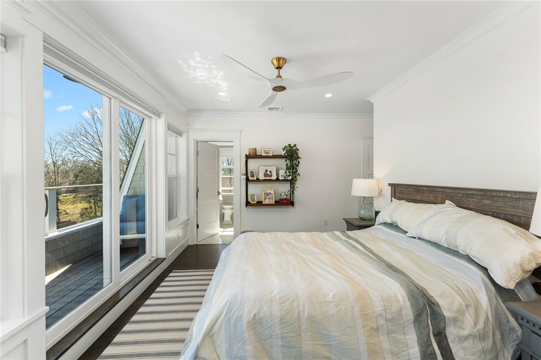 72 Rodman Street Narragansett, RI 02882 - Photo 19 of 49