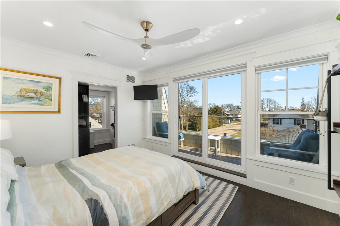 72 Rodman Street Narragansett, RI 02882 - Photo 20 of 49