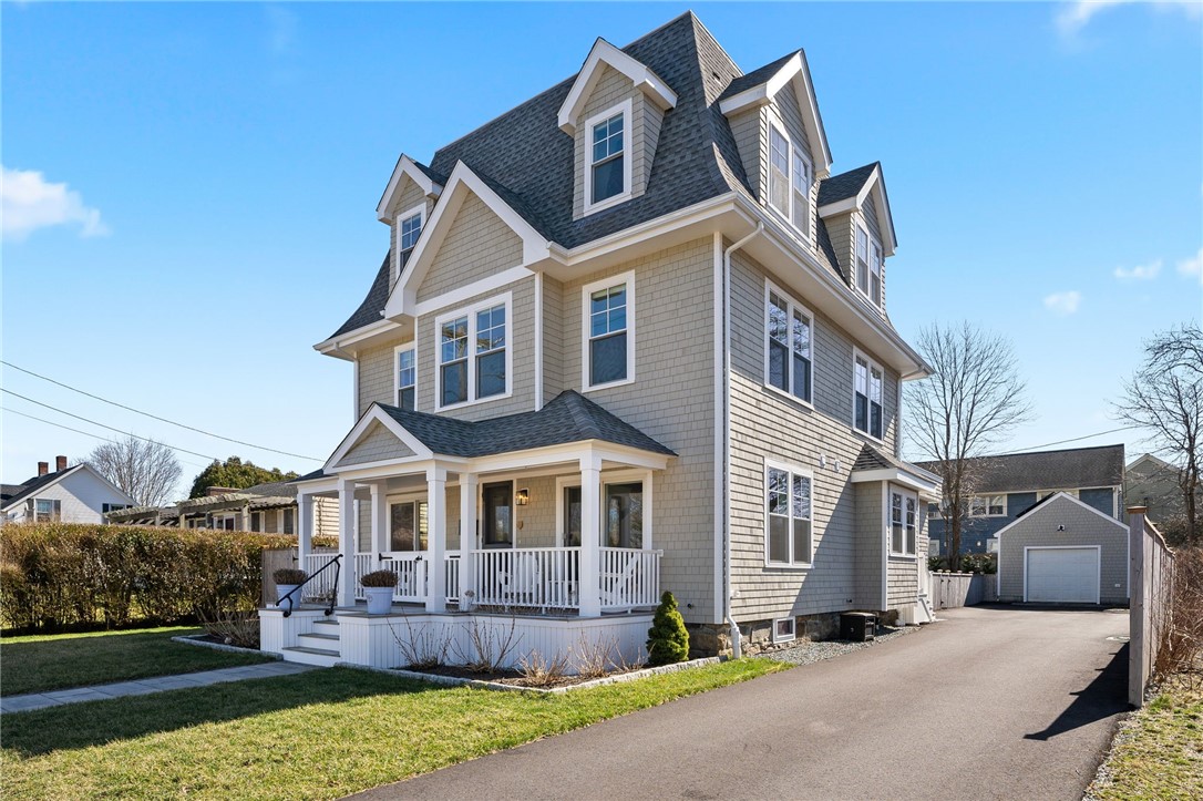 72 Rodman Street Narragansett, RI 02882 - Photo 2 of 49