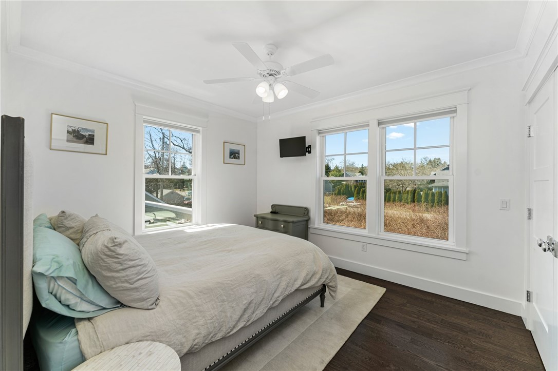 72 Rodman Street Narragansett, RI 02882 - Photo 28 of 49