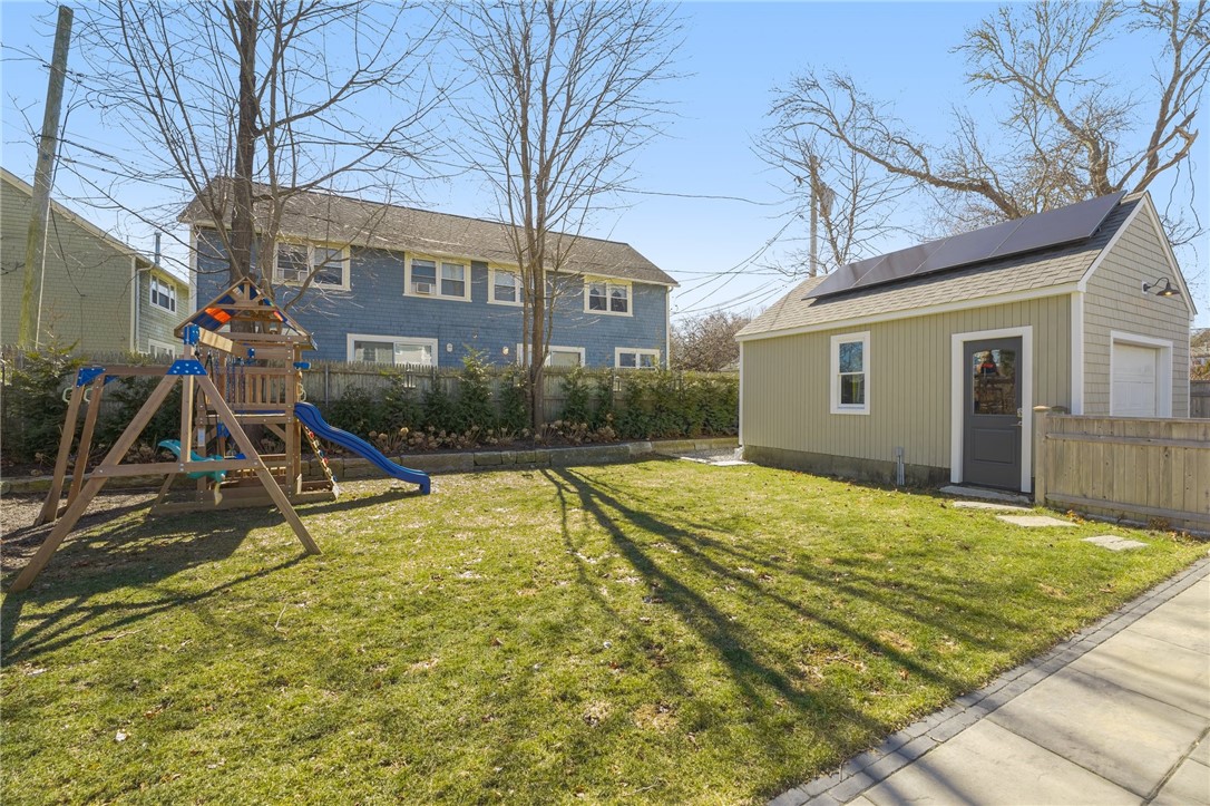72 Rodman Street Narragansett, RI 02882 - Photo 41 of 49 Back yard