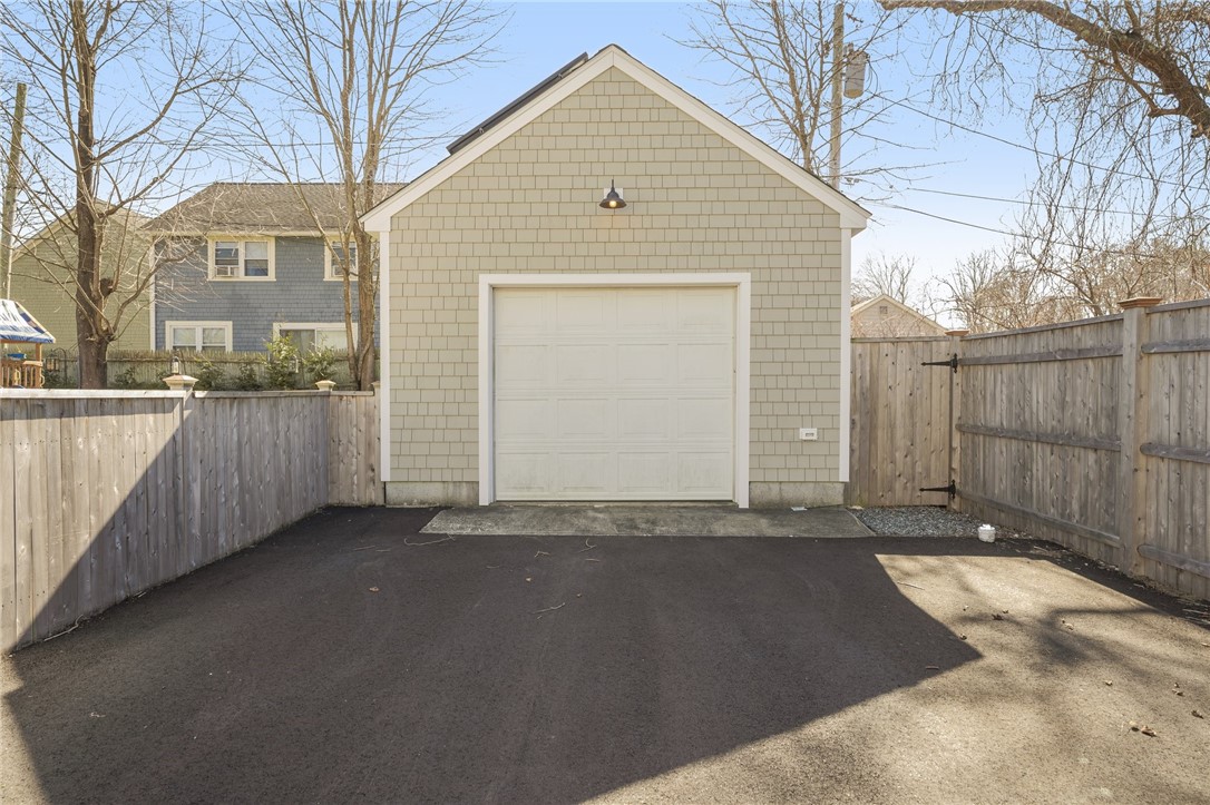 72 Rodman Street Narragansett, RI 02882 - Photo 43 of 49 Garage