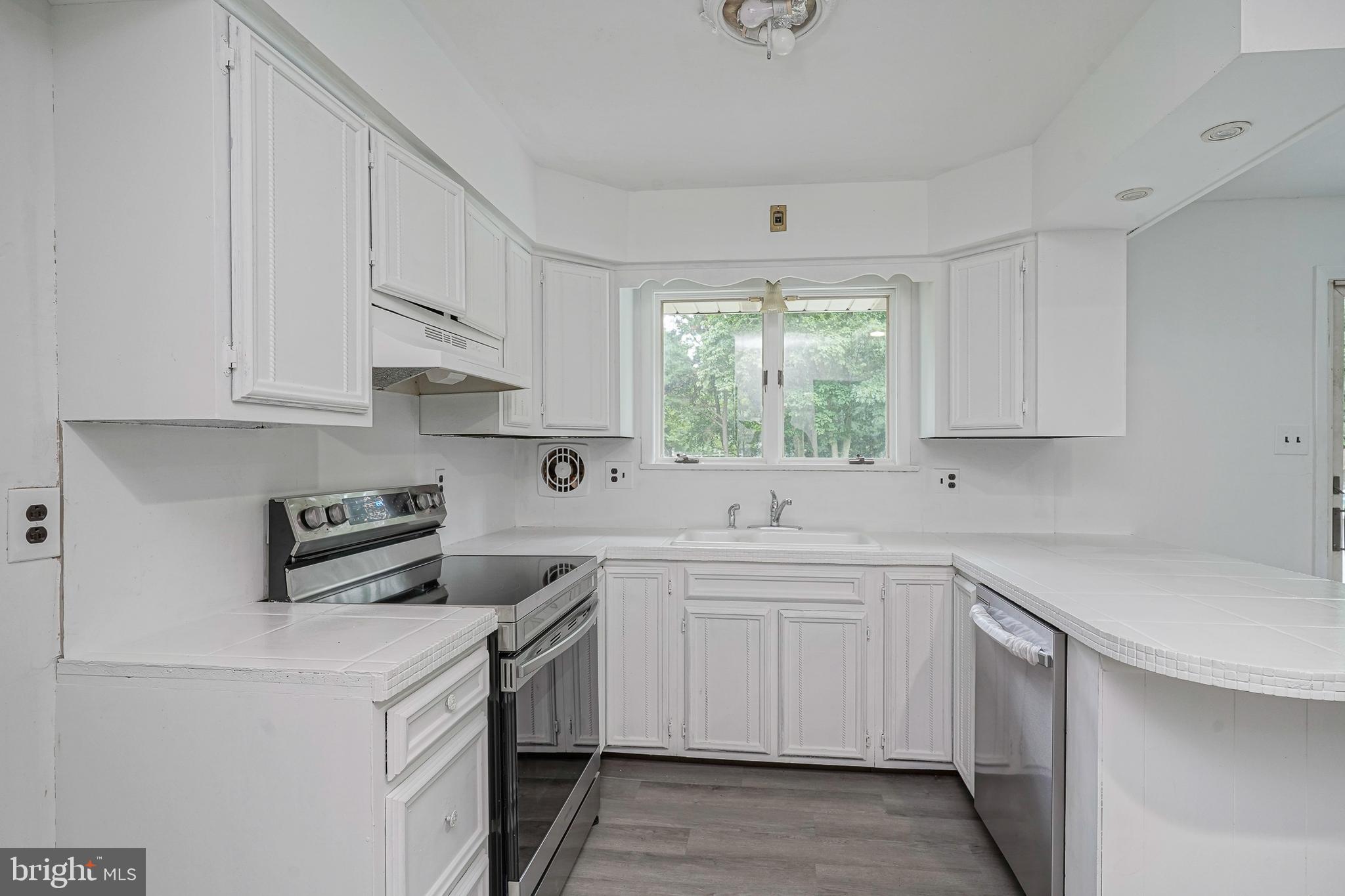 2147 Cooper Road Atco, NJ 08004 - Photo 8 of 34 Gallery Image 8