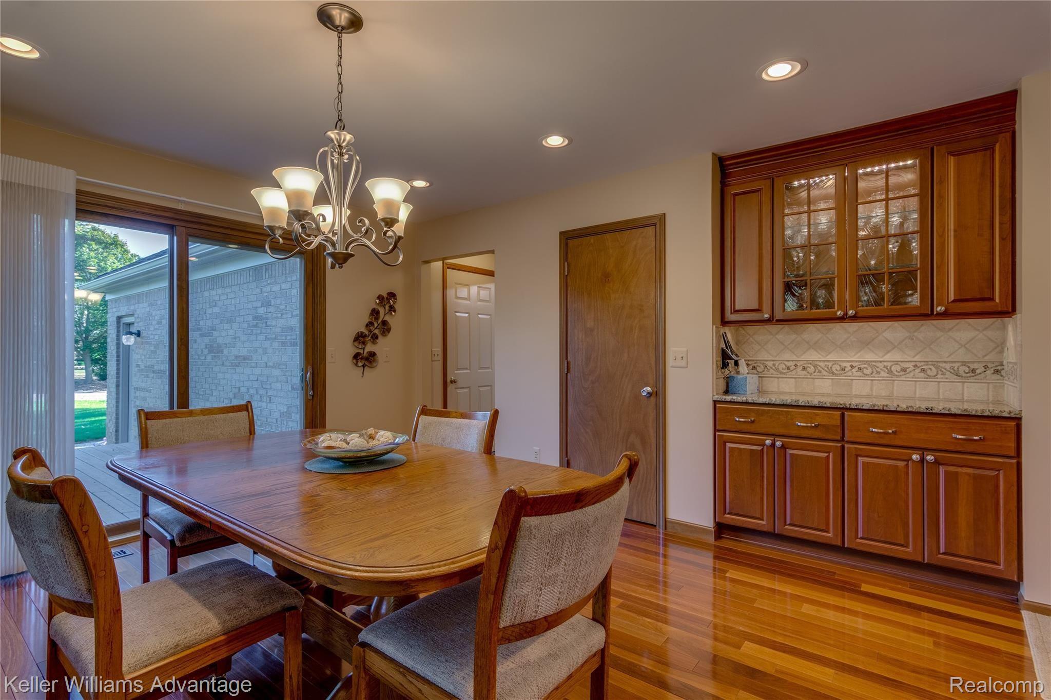 41274 Beacon Road Novi, MI 48375 - Photo 18 of 48 41274 Beacon-1-27.jpg