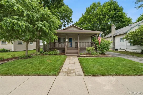 $225,000 | 154 East Street, Oxford, MI 48371