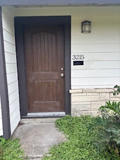 3215 Pecan Street Houston, TX 77087 - Photo 2 of 7 Front Entrance