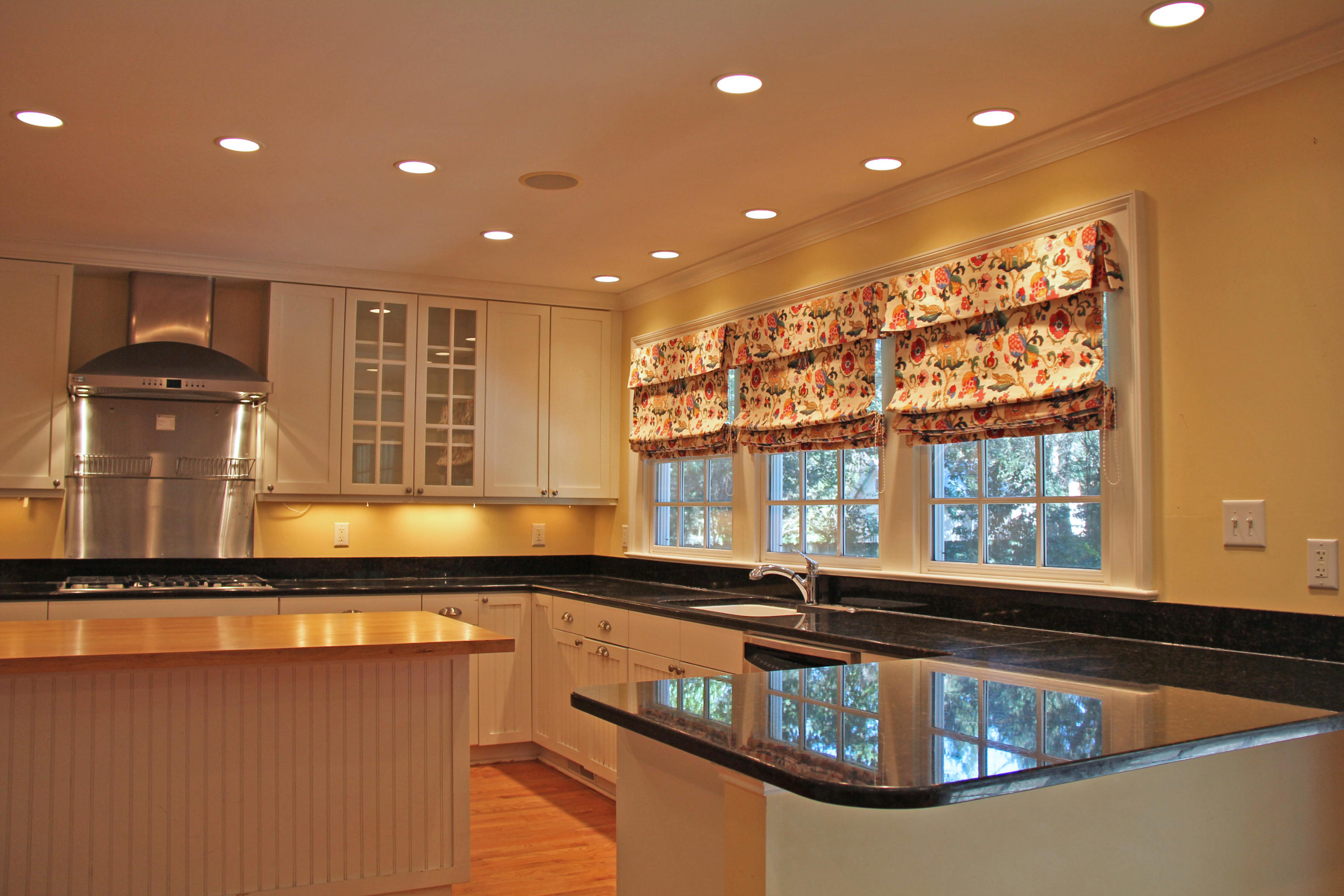7 Palmetto Road Charleston, SC 29407 - Photo 11 of 27 Kitchen1