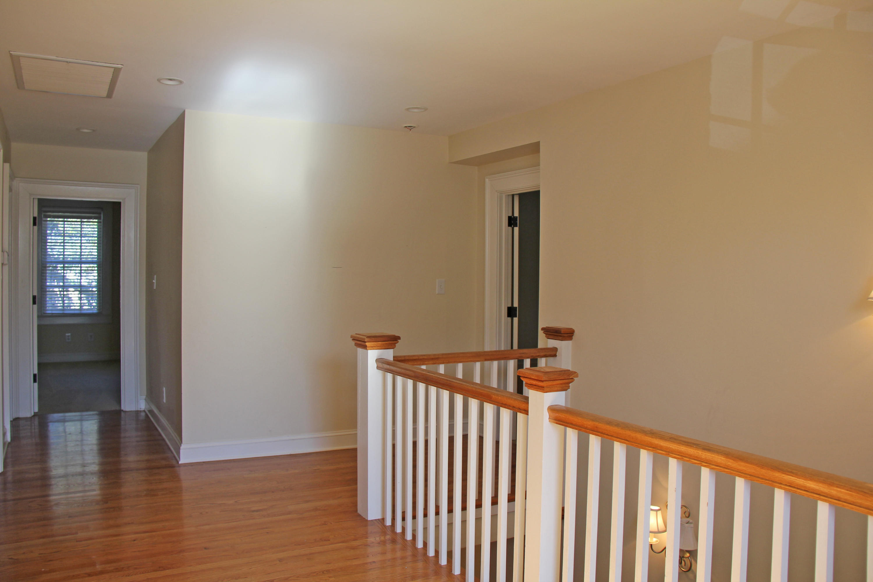 7 Palmetto Road Charleston, SC 29407 - Photo 15 of 27 2ndFloorHall