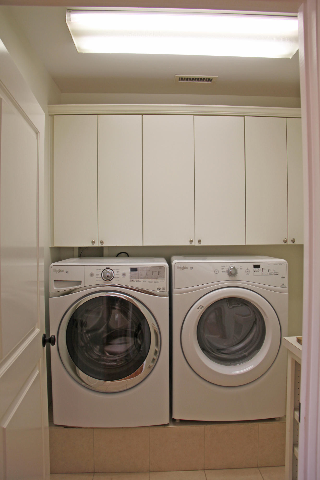 7 Palmetto Road Charleston, SC 29407 - Photo 23 of 27 LaundryRm