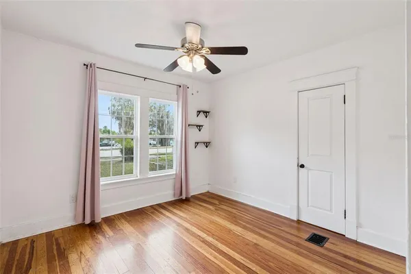 $309,000 | 1016 East Washington Avenue, Eustis, FL 32726