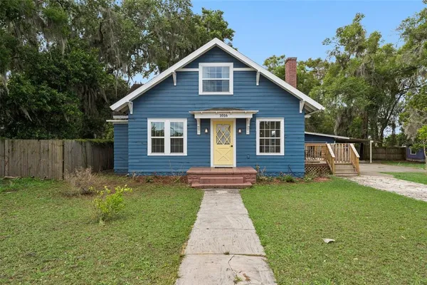 $309,000 | 1016 East Washington Avenue, Eustis, FL 32726