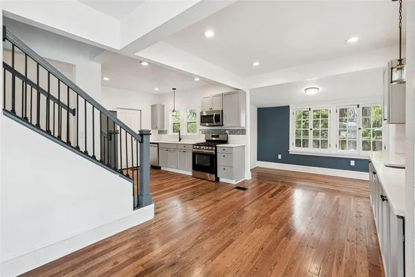 $309,000 | 1016 East Washington Avenue, Eustis, FL 32726