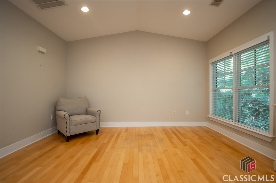 1040 Gaines School Road, Unit 223 Athens, GA 30605 - Photo 12 of 30 living area