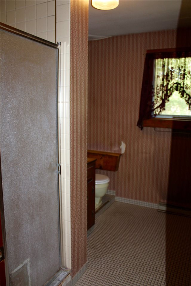 386 North Road Bethel, VT 05032 - Photo 18 of 23