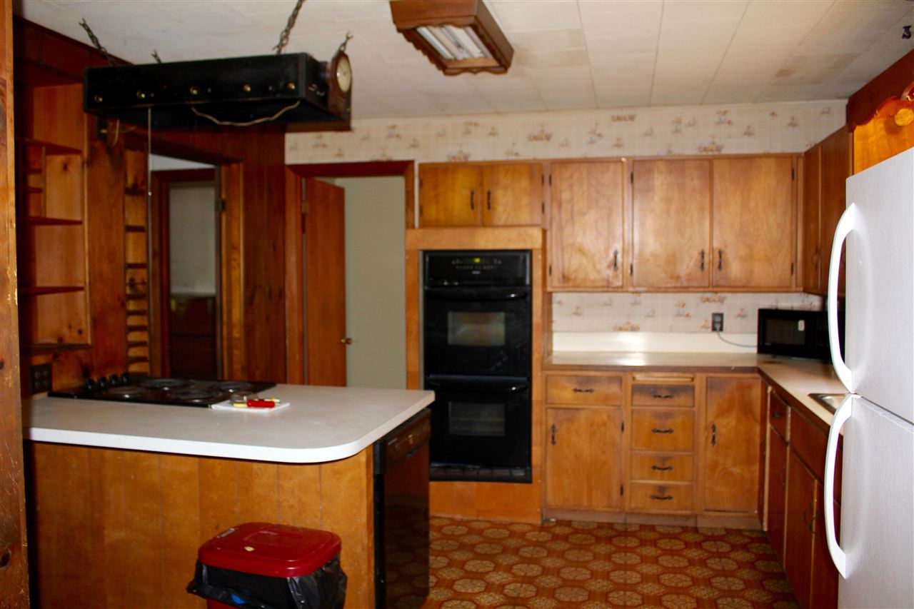 386 North Road Bethel, VT 05032 - Photo 8 of 23