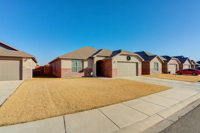 $300,000 | 5805 Waverly Avenue, Lubbock, TX 79407