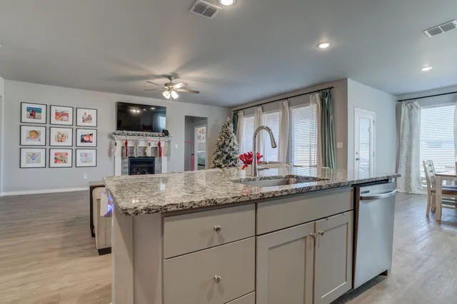 $300,000 | 5805 Waverly Avenue, Lubbock, TX 79407