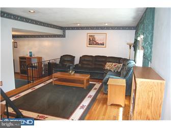 476 Flock Road Hamilton, NJ 08619 - Photo 2 of 12 Living Room